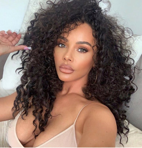 Chelsea Healey onlyfans topless