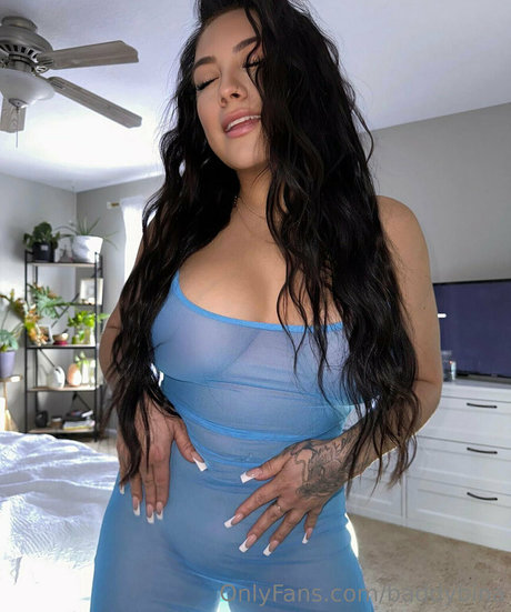 baddybina onlyfans model photos