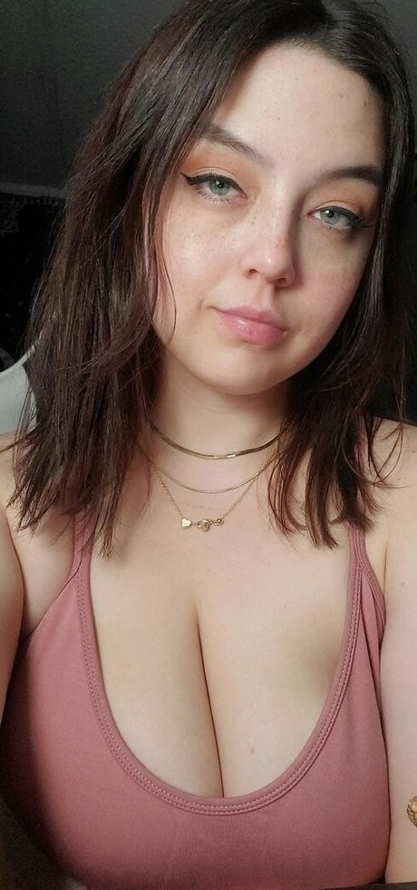 riah4real strip onlyfans