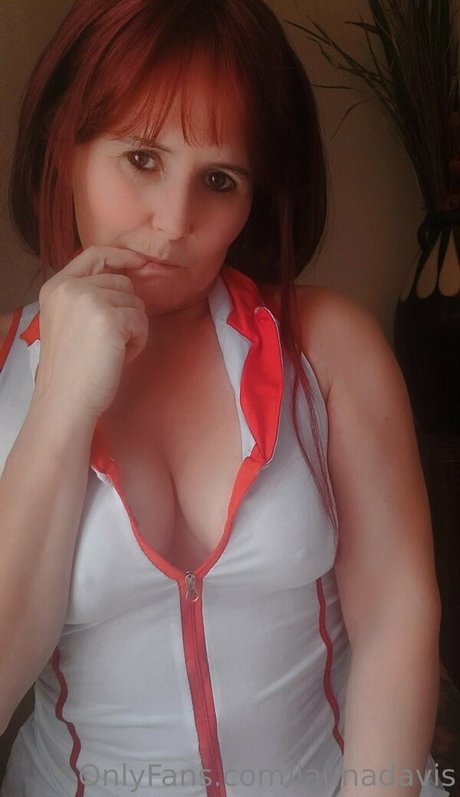 launadavis onlyfans sexy
