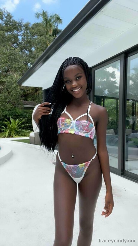 traceycindyxxx onlyfans boobs