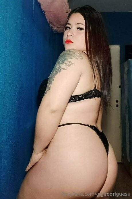 gigirodriguess onlyfans x