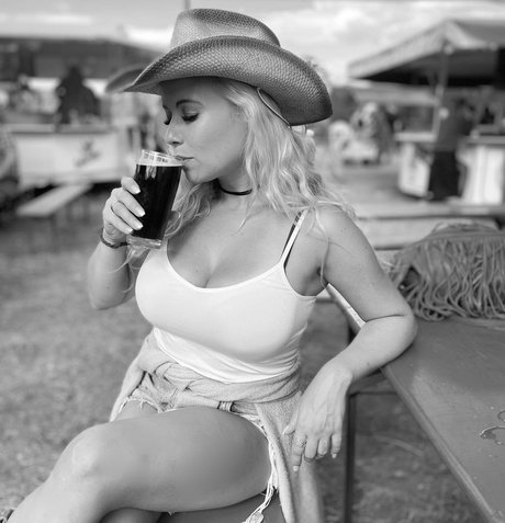 Steffi Landerer onlyfans gratis