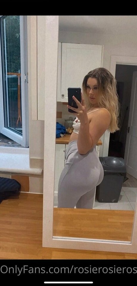 rosierosierosiexoxo new onlyfans leaks