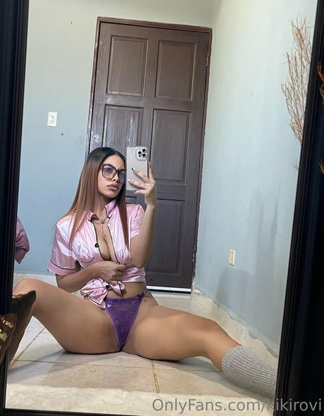 kikirovi onlyfans topless