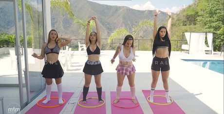 Luisa Henano onlyfans naked leak