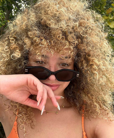 Ella Eyre naked onlyfans leaked