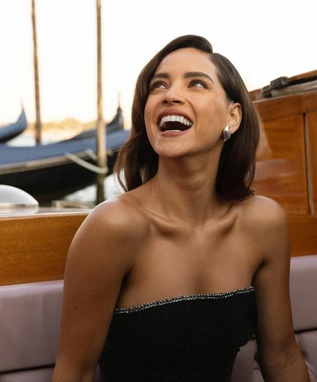 Adria Arjona only fans