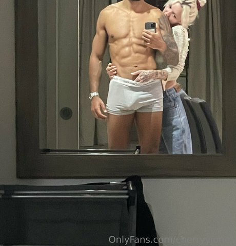 cherryyjones onlyfans keak