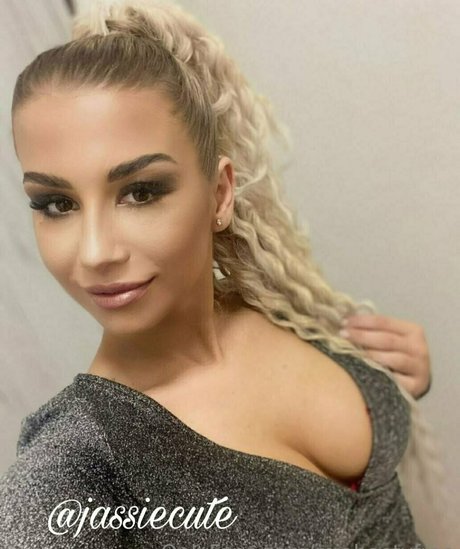 beautiful teen onlyfans hot nude negative