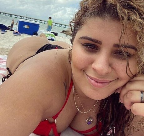 JustYeliz feet onlyfans