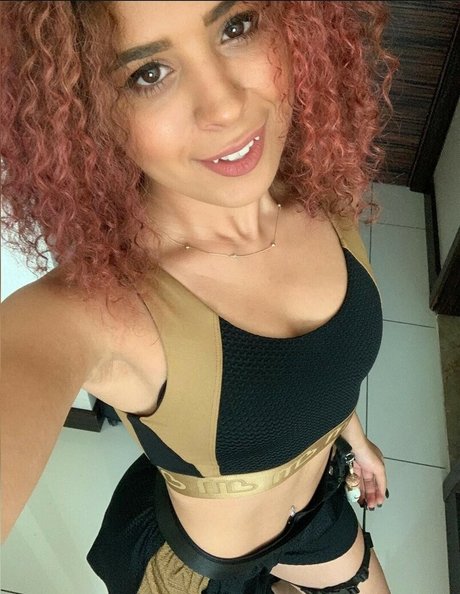 JustYeliz porn onlyfans