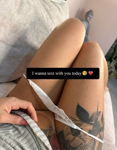 celebrity nude onlyfans sexy negative