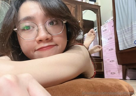 sisamouthmay nude leak onlyfans