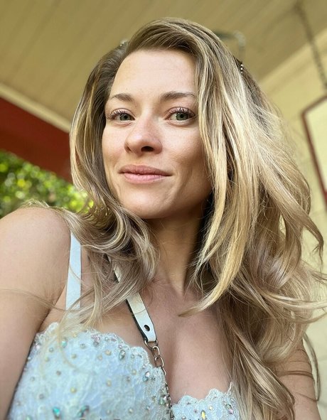 police officer onlyfans nudes depiction