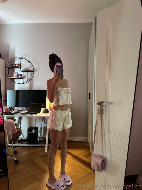 oooopsfree onlyfans leaks