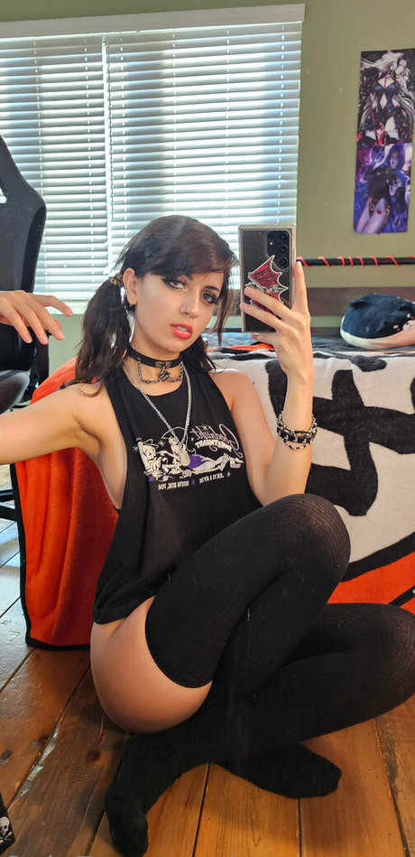 joi asian onlyfans exclusive portrait