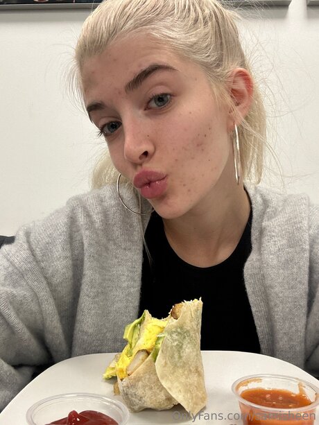 samisheen naked leaked onlyfans