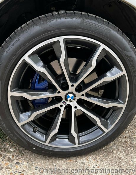 yasmineamory onlyfans pic