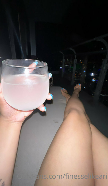 finesselikeari onlyfans nudes leak