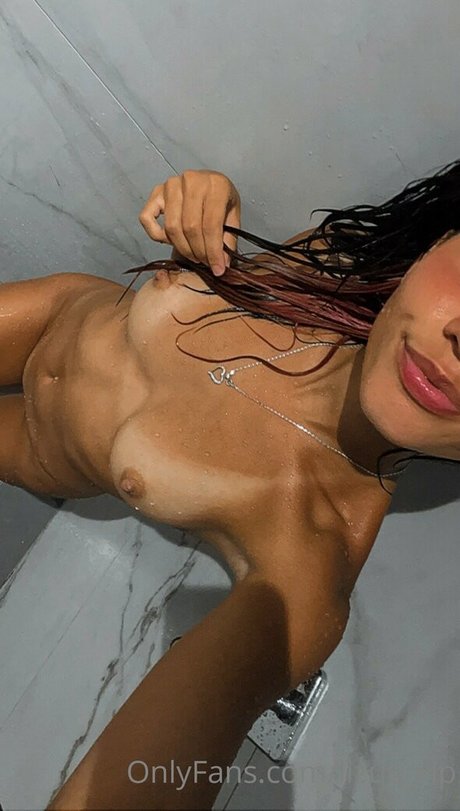 emmaleah20 onlyfans creator