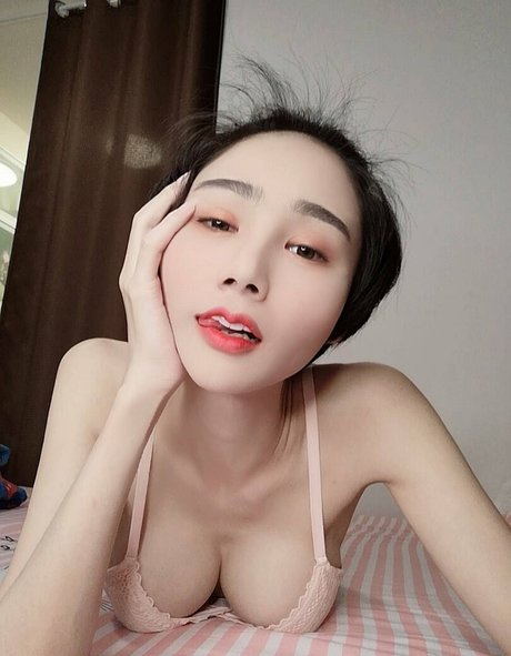 valentine8 official onlyfans leak new