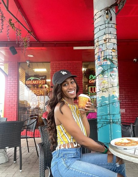 thisorthatwithsunny onlyfans content type