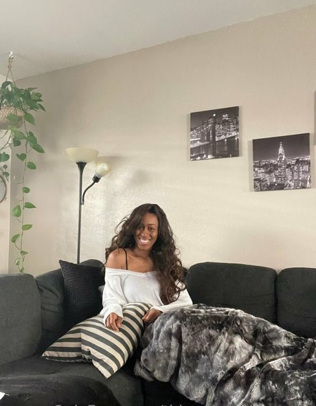 thisorthatwithsunny ass onlyfans