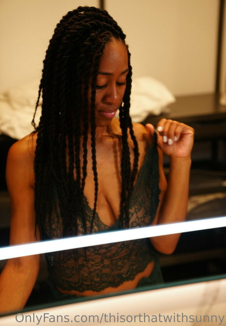 thisorthatwithsunny naked onlyfans