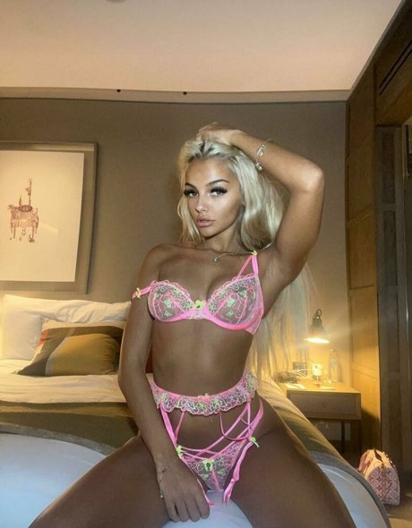 tinkerbell230 onlyfans leams