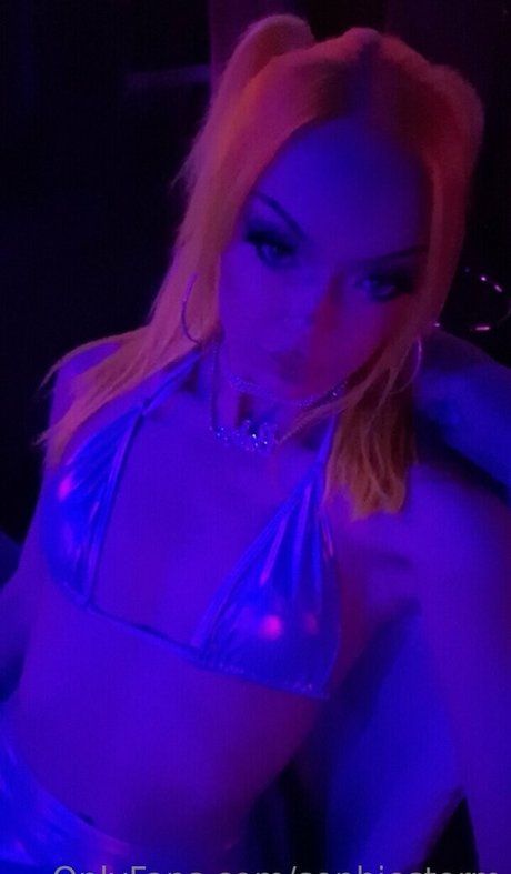 sophiestorm onlyfans nudes