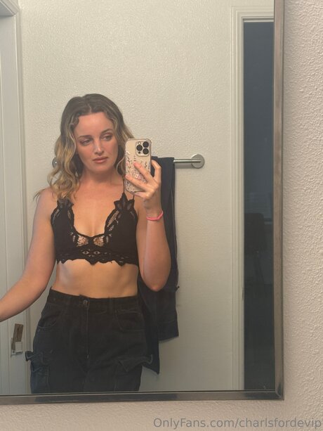 charlsfordevip onlyfans pics