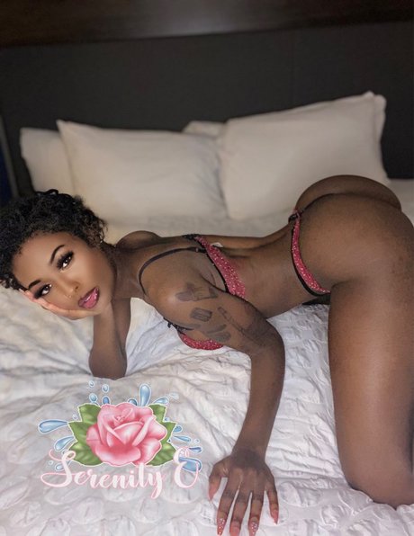 Celesina onlyfans model photo