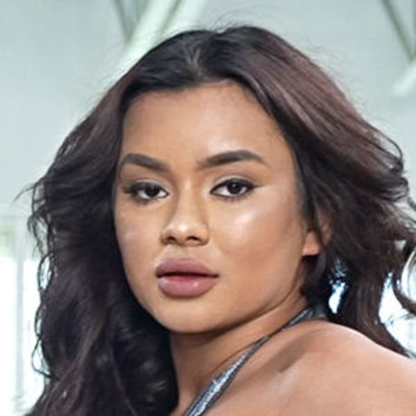 Numi Zarah leaked only fans porn