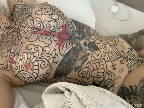 FeralWhiteTrash onlyfans nude leaked