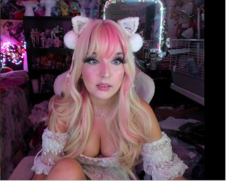 Kutie Kitten only fans pics