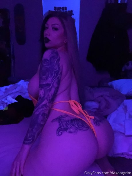 Dakota Alexandra onlyfans nudes