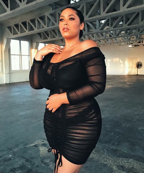 Audrey Littie onlyfans model photos