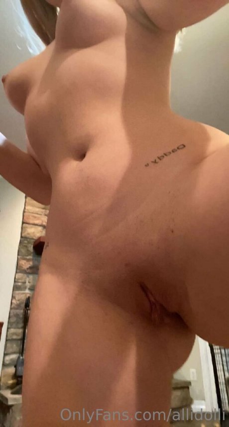 allidolli onlyfans nudes leak