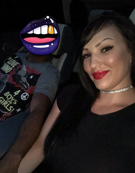 noirsahara only fans pics