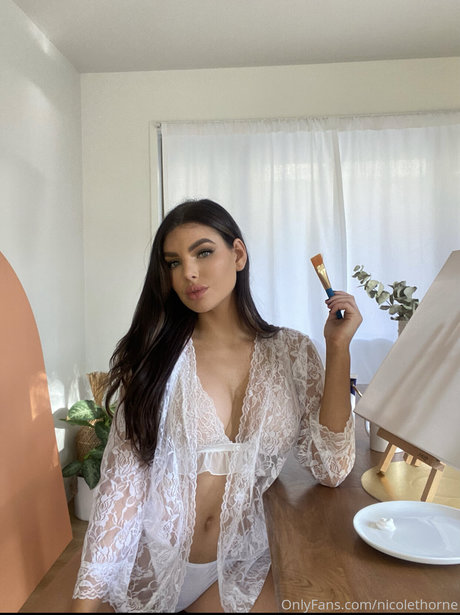 Nicole Thorne onlyfans boobs