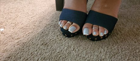 THEDCFOOTQUEEN naked onlyfans leaked