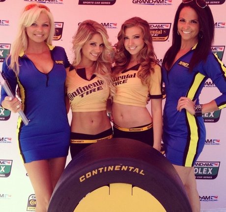 Midskarinnoelle onlyfans nude leaks