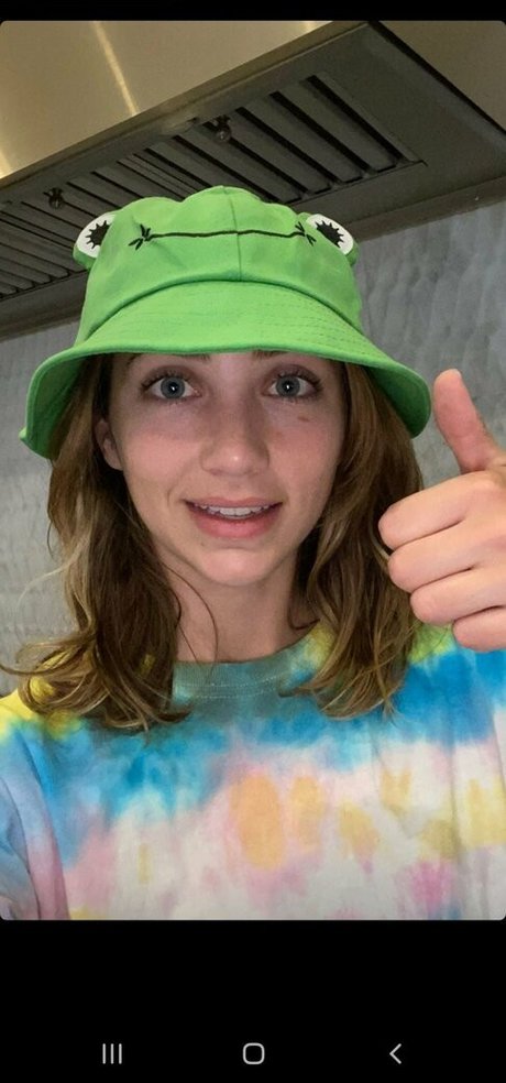 Emily Rudd nudes leaked onlyfans