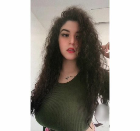 Samantha Fernandez feet onlyfans