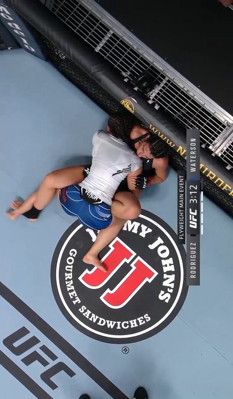 Michelle Waterson nude leak onlyfans