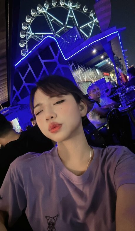 Risanomsyu strip onlyfans