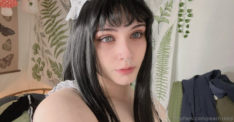peachykeiji onlyfans boobs