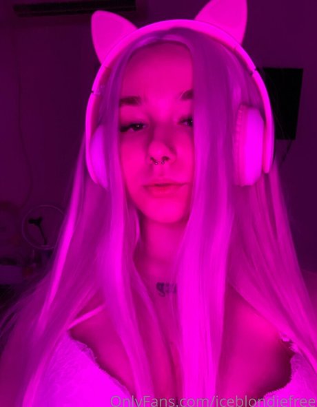 cosplayfoxyuzumaki onlyfans naked leak