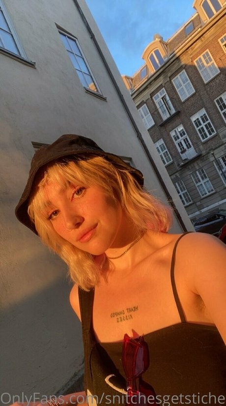 snitchesgetstiches nude onlyfans pics